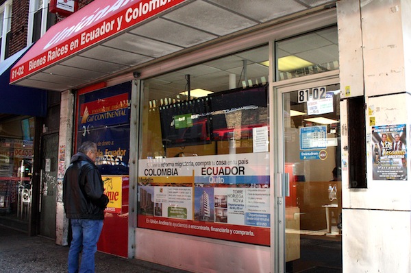Union Andina, one of the many real estate agencies in Queens that offers apartments to Colombian, Ecuadorian, Peruvian and Bolivian immigrants.