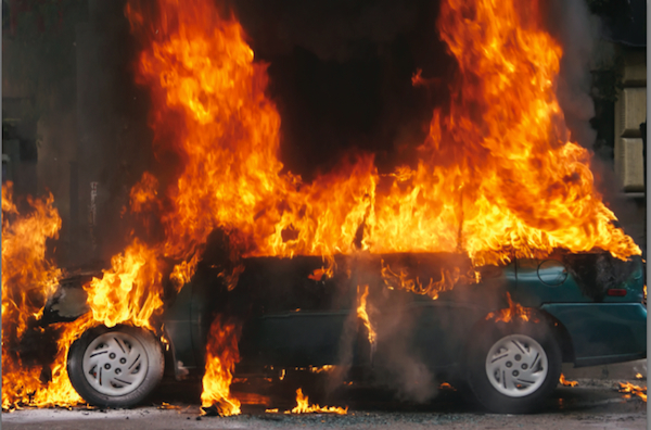 The U.S. Fire Administration estimates that 27,900 intentionally set vehicle fires occurred each year in the U.S. from 2004 to 2006.